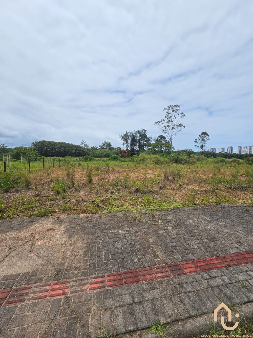 Terreno/Lote à venda  no Nossa Senhora da Paz - Balneário Piçarras, SC. Imóveis