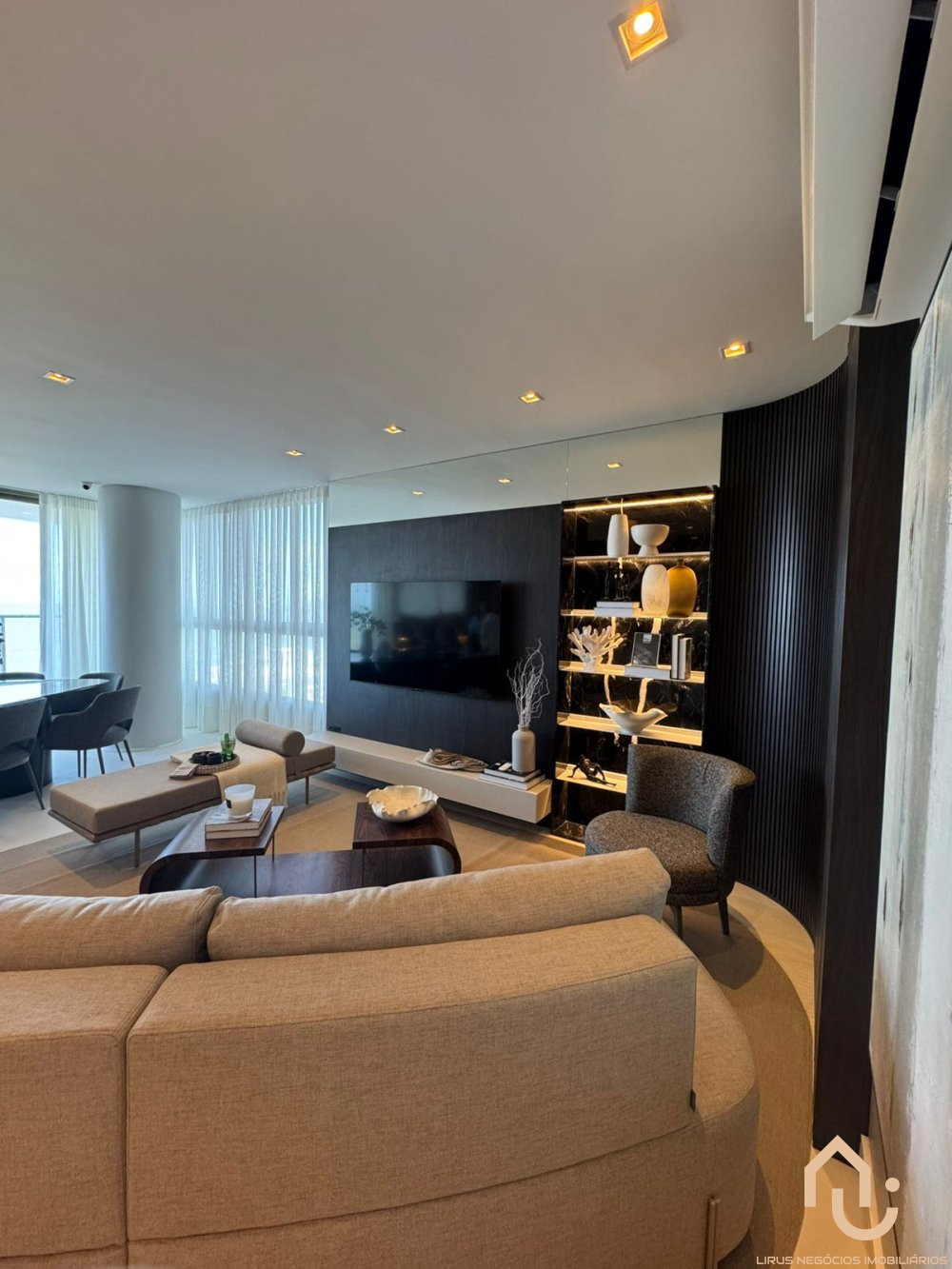 Apartamento à venda  no Centro - Balneário Piçarras, SC. Imóveis