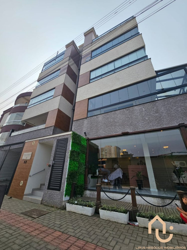 Sala comercial à venda  no Itacolomi - Balneário Piçarras, SC. Imóveis