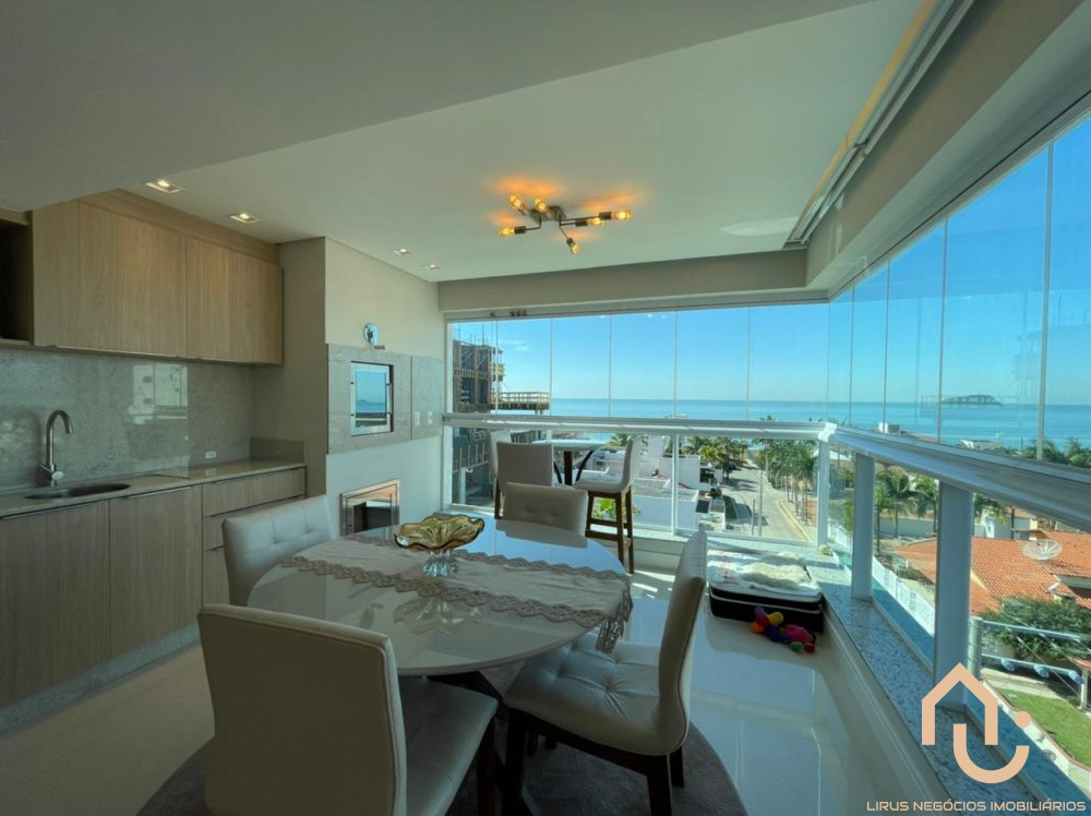 Apartamento à venda  no Itacolomi - Balneário Piçarras, SC. Imóveis