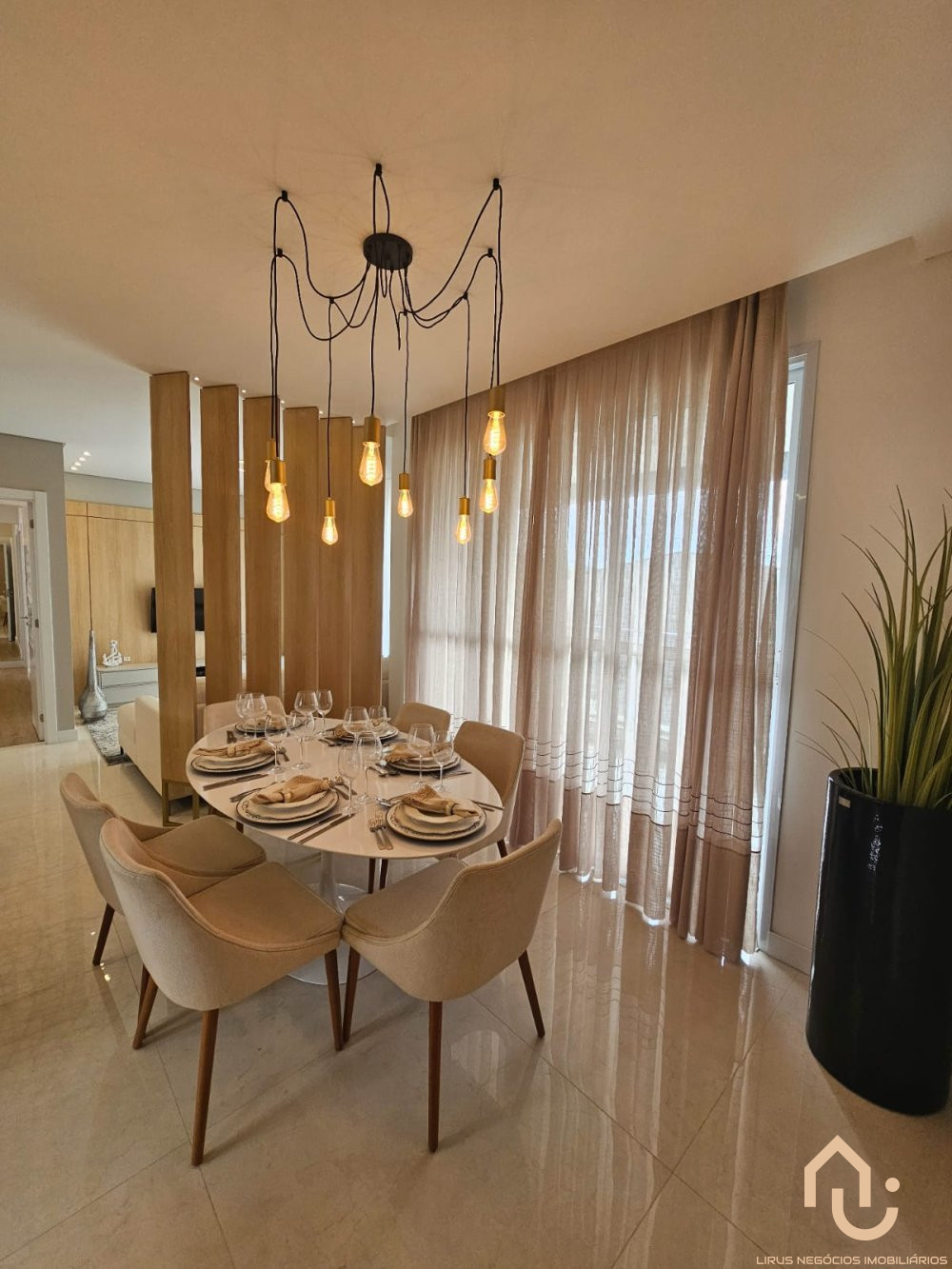 Apartamento à venda  no Centro - Balneário Piçarras, SC. Imóveis