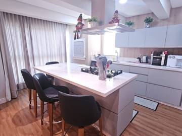 Apartamento Alto Padrão - Venda - Itacolomi - Balneário Piçarras - SC